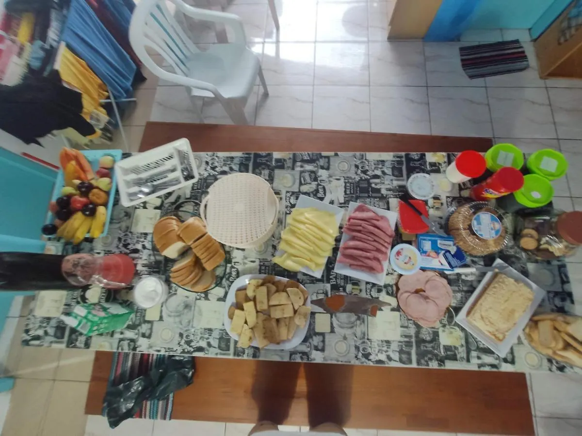 Проживание в семье Mundial Hostel Балнеариу-Камбориу